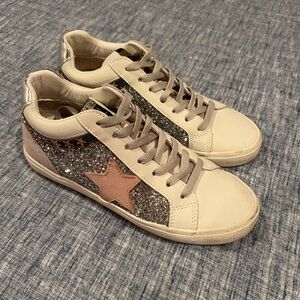 EUC VINTAGE HAVANA SNEAKERS, WORN ONCE, SIZE 8 1/2.